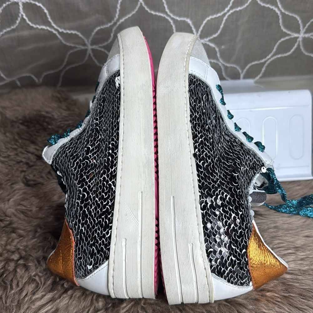 (E4) Meline Italy silver sequined leather sneakers, size 7 women. - Picture 11 of 13